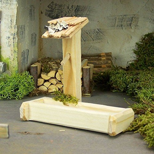 Krippenbau-Lewen Brunnen mit Tränke. Natur, braun oder grau. 9,5 cm hoch. Für Weihnachtskrippe, Brunnen:Brunnen Natur W1039