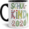 Tassendruck Geschenk Tasse zur Einschulung für Kinder mit Spruch - SCHULKIND 2020 - Geschenkidee zum Schulanfang/Erinnerung Schulbeginn/Erstklässler 2020 Junge - Innen & Henkel Schwarz