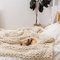 RAILONCH Strickdecke,Grob Gestrickte Wolldecke Stricken Handgewebte Chenille Grobstrick Überwurf Decke für Haustier Bett Stuhl Sofa Tagesdecke Strick (Beige weiß,60x80cm)