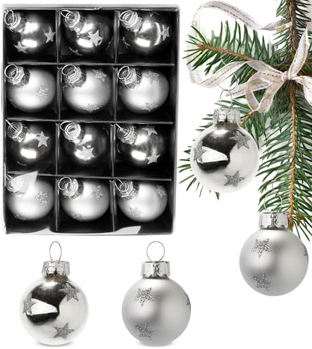 BRUBAKER 12 Stück Weihnachtskugeln - 3 cm Baumkugel Set - Handbemalter Christbaumschmuck Mini Kugeln mit Glitzer Sternen für Weihnachtsbaum - Weihnachtsbaumkugeln aus Glas - Silber