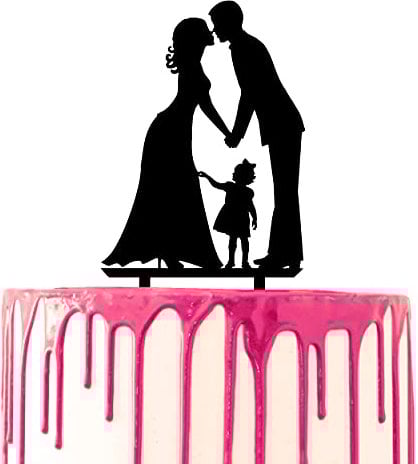 CARISPIBET cake toppers groom surprises bride with flower bouquet acrylic silhouette cake decoration tool (Groom and bride facing each other)