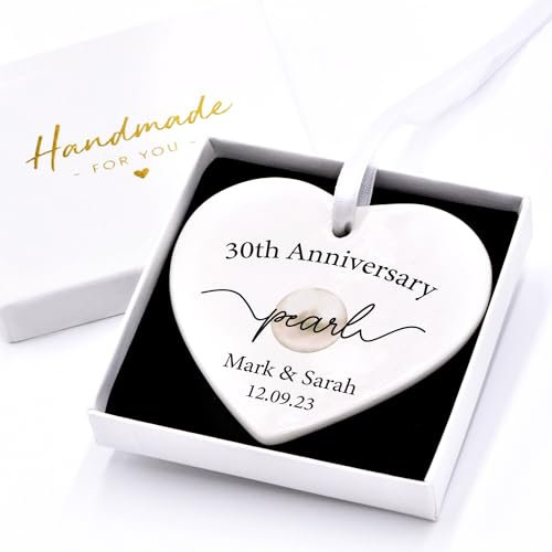 Beecreative 30th Pearl Anniversary Gifts For Husband, Wife, Parents Personalised - 30 Years Anniversary - Pearl Wedding Anniversary Keepsake - Ceramic Ornament With Gift Box