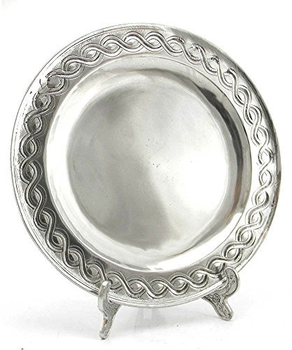 Platzteller aus Zinn mit klassischem Dekor handgefertigt