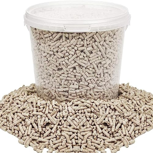 BusyBeaks Peanut Suet Pellets | Garden Wild Bird Food Mix | Nutritious and Healthy Feed Mixture | Premium Protein-Rich Formula | Contains Essential High Energy Vitamins, Minerals and Sugars (5L)