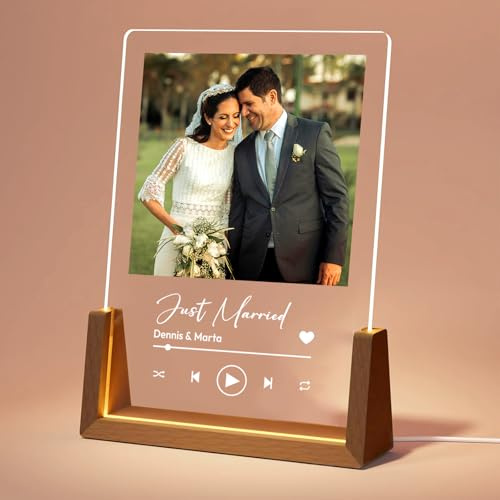 Unser Song - Personalisierter LED Aufsteller mit Holzsockel für Paare, Freunde und Familie