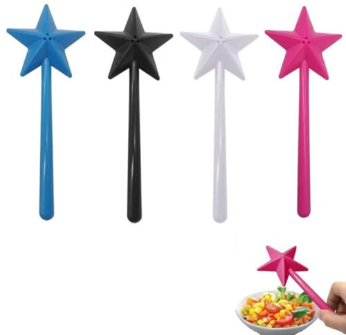 4 Pcs Star Salt and Pepper Shaker, 3 Hole Salt and Pepper Dispenser, Salt and Pepper shakers, Fun Pentagram Salt Spreading Tool for Kitchen BBQ Restaurant Dining Table Decoration Christmas Party GIF