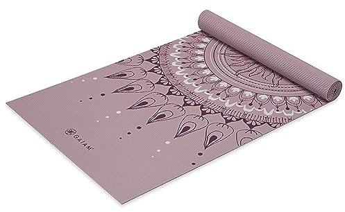 Gaiam Yogamatte, klassischer Druck, rutschfeste Übungs- und Fitnessmatte für alle Arten von Yoga, Pilates und Bodentraining, Here & Now Dusty Rose, 4 mm