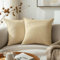 Encasa XO Feine Chenille-Kissenbezüge 2-teiliges Set - Cream - 60x60 cm Strukturiertes, einfarbiges, weiches und glattes dekoratives Kissen mit quadratischem Akzent für die Couch