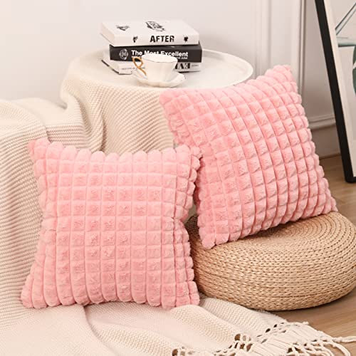 Mandioo 2er Set Super Soft Plüsch Faux Pelz Dekokissen Kissenbezüge 40x40 cm Rosa, Plaid Textur Moderne Luxus Kissenbezug Sofakissen Dekorativ Couchkissen Kissenhülle für Sofa Couch Wohnzimmer