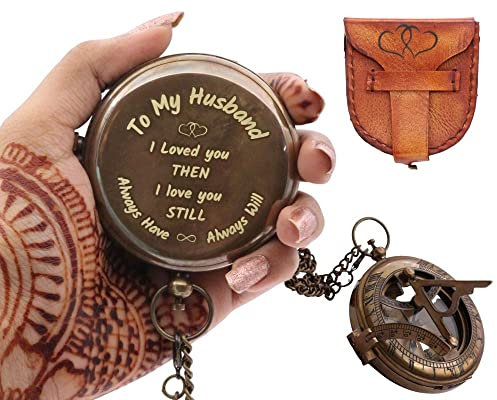 YVCrafts Messing Sonnenuhr Kompass mit Ledergehäuse und Kette, Graviert Geschenk für Ihn, Personalisierter Kompass für Freund, Verlobte (Ehemann-Always Have Always Will)