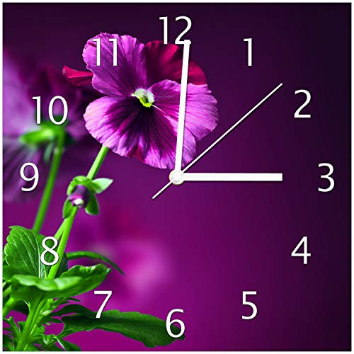 Wallario Design-Wanduhr Lila Stiefmütterchen aus Glas, Motiv-Uhr Größe 30 x 30 cm, weiße Zeiger