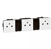 Legrand 077136 Triple Prise de Surface Précâblées Mosaic, Courant 2P+T, 3x2 Modules, Blanc