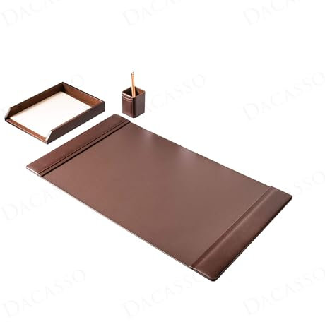 Dacasso Schokobraunes Leder, 3-teiliges Luxus-Schreibtisch-Zubehör-Set – Chefschreibtisch-Dekor – 86,4 x 50,8 cm Lederunterlage und Schreibtisch-Organisation Essentials