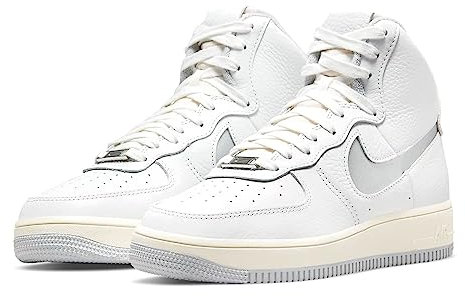 Nike Damen Air Force 1 Sculpt Sneaker, Summit White/Silver-Coconut Milk, 39 EU
