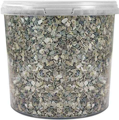 SQUAWK Hen Sized Oyster Shell | Premium Grade Poultry Food Mix | Nutritious Feed for Chicken Hen Animals | Natural Grit Mixture | Improves Digestion, Strong Bones & Beaks and Size of Eggs (1L Tub)