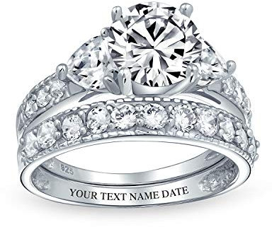 Bling Jewelry Personalisierte 3CT Runde Solitär Brillantschliff Herz Geformt AAA CZ Pave Band Verlobungsring Set Individuelle Gravur