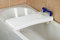 Sundo Homecare GmbH Badewannenbrett mit blauem Haltegriff