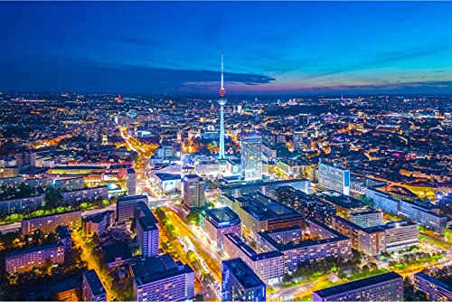 Muralo Selbstklebende Fototapete 520 x 318 Stadt Berlin Gebäude Tapete Architektur Fernsehturm Straßen Licht Wohnzimmer Schlafzimmer Wandbilder XXL Wand Br. 520 cm x Hö. 318 cm