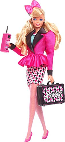 Barbie Signature Poupée de Collection Barbie Rétro Femme d'affaires Édition Années 80, blonde avec accessoires et socle, jouet collector, GXL24