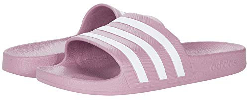 adidas Damen Adilette Aqua Schiebe-Sandalen, Cherry Metallic/White/Cherry Metallic