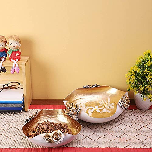 radhna South Indian Traditional Extreme Karigari Fancy Urli Bowl Triangle Shape | Metal Flower Bowl Floating Flower Designer uruli (Set of 2_White and Gold)