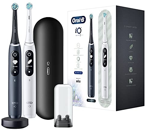 Oral-B iO Series 7 Elektrische Zahnbürste/Electric Toothbrush, Doppelpack mit 2 Aufsteckbürsten, 5 Putzmodi für Zahnpflege, Magnet-Technologie, Display, Reiseetui, white alabaster/black onyx