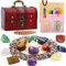 Soulnioi 35PCS Heilkristall-Set, 7 grobe & geschliffene Chakra-Steine, 80g zerkleinerte Steine, Halskette, 8 magische Kerzen, 7 Papier/Speise/Feder/Salz, Holzgitter und Box für Anfänger Meditation