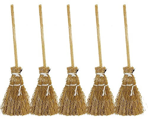 vepoty Tiny Brooms 5pcs Artificial Mini Broomsticks Dollhouse Broom Props Mini Straw Broom for Fairy Micro Landscape Décor