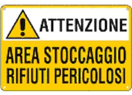NEW CARTELLO SEGNALETICO - attenzione area stoccaggio rifiuti pericolosi - Adesivo Extra Resistente, Pannello in Forex, Pannello In Alluminio (ADESIVO 20X31 CM)