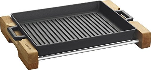 LAVA Metallguss-Grillpfanne mit Metallgriffen, Holzständer, 26x32 cm