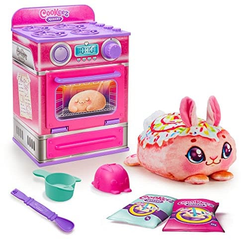 Horno y Cinnamon Treatz de Cookeez Makery. ¡Mezcla y CREA a tu Mejor Amigo! Mete la Masa en el Horno y se transformará en un Peluche Interactivo, calentito y perfumado. ¿Qué Peluche crearás?