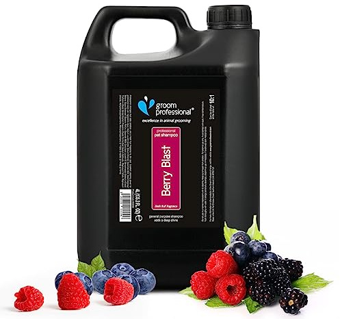 GROOM PROFESSIONAL Berry Blast Dog Shampoo - Moisturising & Soothing Relief for Itchy & Sensitive Skin - Adds Shine & Softness to Dogs Coat - Ideal for Dull, Dry Coats w/Natural Fruit Extracts, 4L