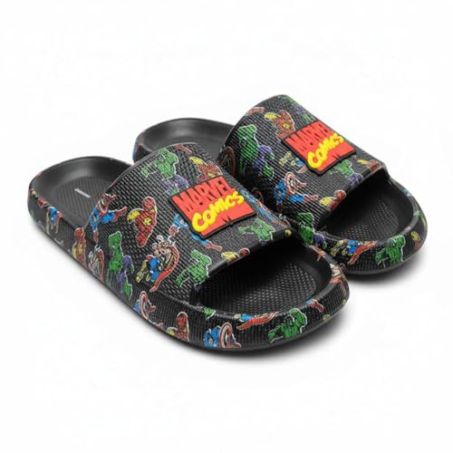 CERDÁ LIFE'S LITTLE MOMENTS Star Wars Mandalorian Marvel Herren Jugendliche Badeschuhe bequeme Sommer-Slides 100% EVA - Rutschfest Badelatschen