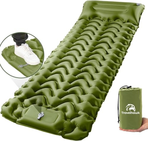 TravelHawk Luftmatratze Selbstaufblasend Grün - 1 Person - Lutfbett mit Eingebauter Pumpe Isomatte Ultraleicht Schlafmatte mit Kissen Wasserdicht für Outdoor, Camping, Rucksackreisen