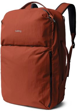 Bellroy Lite Travel Pack 38L, Großer Reiserucksack - Clay | 38L großer Handgepäck-Reiserucksack mit Laptopfach, Innen-Packfächern und verstaubaren Schultergurten