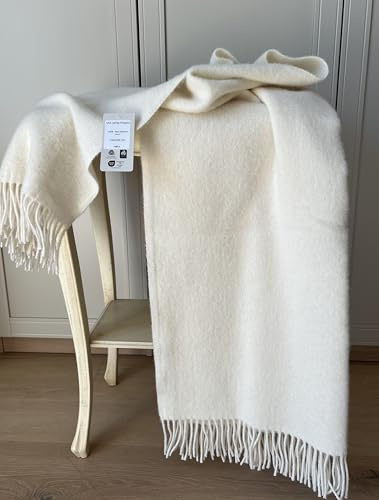Cremeweiße Wolldecke 140 x 200 cm aus 100% neuseeländischer Wolle – hergestellt in Litauen – warme, leichte Sofadecke, atmungsaktiv, Plaid für Bett und Sofa