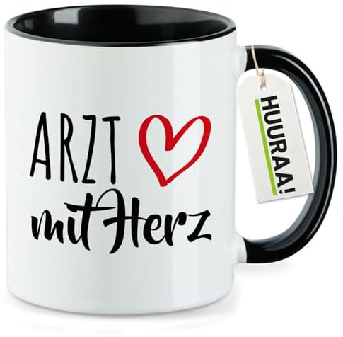 Huuraa Kaffeetasse Arzt mit Herz Geschenk | Motivtasse 330ml Schwarz Keramik Tasse mit Spruch Kaffeebecher Geschenkidee Becher mit Motiv