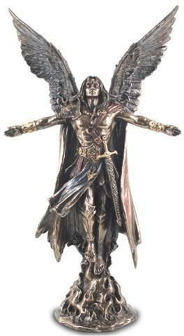 Figur Erzengel Uriel, Harz, 28 cm