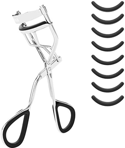 KLIHN - Exklusive Wimpernzange, Eyelash Curler inkl. 8 extra Ersatz-Gummi-Pads - Das Make-Up Tool für perfekt geschwungene Wimpern aus hochwertigem Carbonstahl (Silber)
