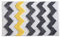 iDesign Chevron Duschvorleger, rutschfeste und schnelltrocknende Badmatte aus Microfaser-Polyester mit Zickzack-Muster, grau/gelb