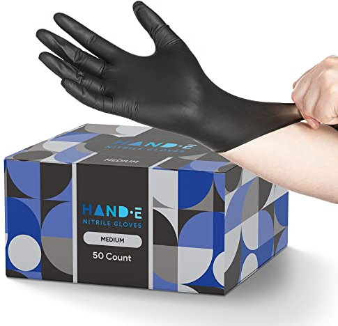 Hand-E Touch Schwarze Nitril-Einweghandschuhe, Größe M, 50 Stück – Grill-, Tätowier-, Haarfärbe-, Koch- und Mechanikerhandschuhe – puder- und latexfrei
