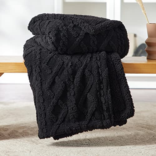 Bedsure Sherpa Fleece Throw Blanket - Super Soft, Cozy & Warm Jacquard Sofa Throw, Ideal for Bed & Couch, Double/Twin, Black, 150x200cm