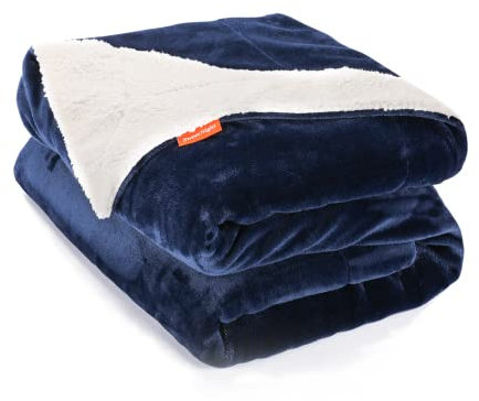 Sweetnight Kuscheldecke Microfaser Doppelseitig super weich Warm Decke Sofadecke Fleecedecke für Innen- und Außenbereich Couchdecke wohndecke 220 x 240 cm Dunkelblau