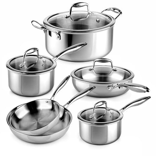 La Moustache - Set Pentole e Padelle 10 Pezzi in Acciaio Inox 3 Strati Senza Rivestimento, 3 Pentole con Coperchio, 1 Padella Profonda e 2 Padelle, Induzione, Lavabile in Lavastoviglie (Titan Inox)