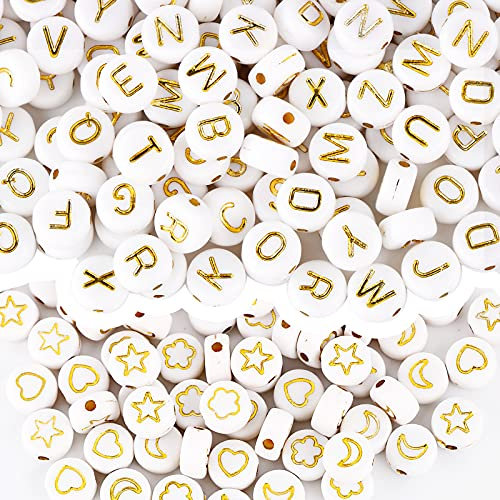 600 Stück Buchstabenperlen Mini Perlen Zum Basteln Bastelperlen Mit Loch Auffädeln Buchstaben Für Armbänder Haarband Schmuck Acryl Acrylperlen Set Bastelset (Weiß mit Gold Muster)