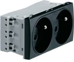 Double prise de courant 2P+T spéciale goulotte Gallery - Night - WXF422N - Hager