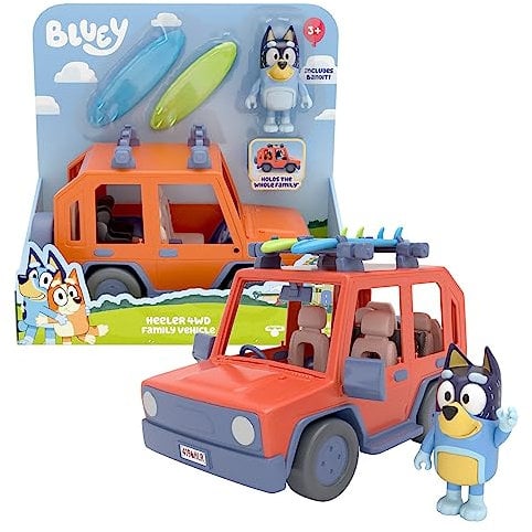 Bluey - Voiture 4X4 - Véhicule Camion de Famille, avec Papa Bandit Alto Environ 8 cm et 2 Tables de Surf, comme Vist en TV, pour Enfants à partir de 3 Ans, BLY03000 - Jeux Preziosis Multicolore