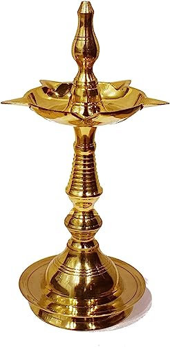 100 % reines Virgin Messing Kerala traditionelle Messing Öllampe – Puja Öl Diya Lampe graviertes Design Deepak Pooja Artikel
