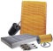Inspektionspaket SET D 1x Ölfilter 1x Luftfilter 1x Innenraumfilter (Pollenfilter) mit Aktivkohle 1x Kraftstofffilter 3x Zündkerze 1x Ölablass-Schraube 1x Dichtring für Ölablass-Schraube