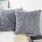 NIULAA Weich Plüsch Kissenbezug 45x45 2er Set Grau Deko Kissenbezüge Pelz Flauschig Kissenhülle Luxus Zierkissen Sofakissen Kunstfell Kissen für Sofa Wohnzimmer Schlafzimmer